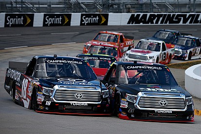 Kyle Busch vence em Martinsville pela primeira vez