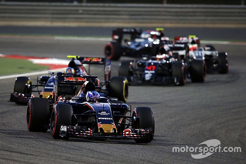 Verstappen in de wolken met zesde plaats in Bahrein