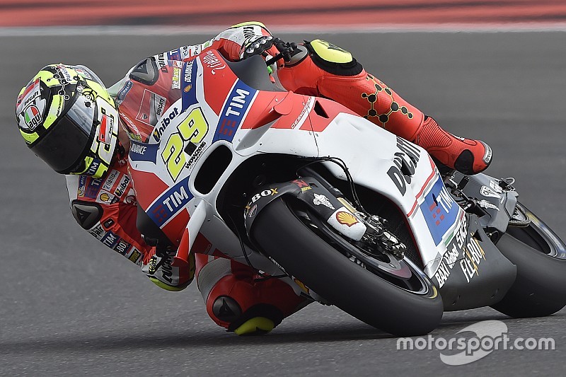 Iannone krijgt straf voor uitschakelen Dovizioso