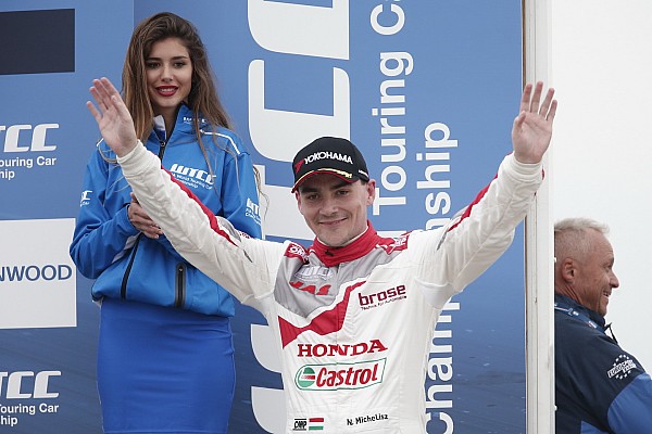 Michelisz: "L'inizio è positivo e io voglio provare a vincere"