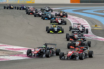 Stroll - "36 pilotes l'an dernier, c'était ridicule"