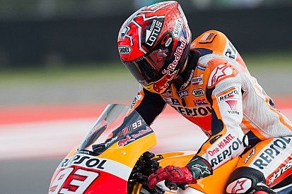 Snelste tijd en crash voor Marquez in tweede training in Austin