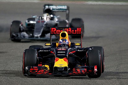 Red Bull se ve capaz de luchar con Mercedes y Ferrari