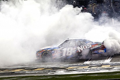 Kyle Busch logró su 80° triunfo en la Serie Xfinity