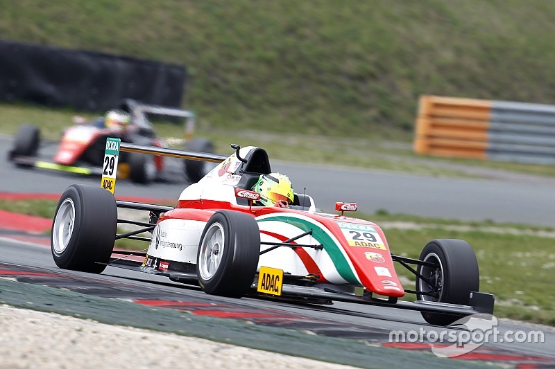 Déjà deux victoires pour Mick Schumacher en F4 Italie
