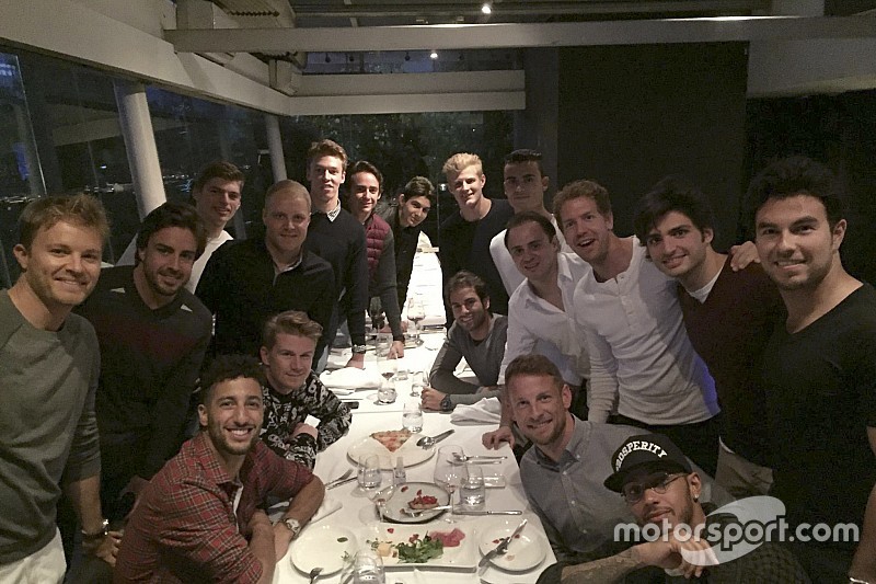 Los pilotos de F1 cenan juntos antes del GP de China