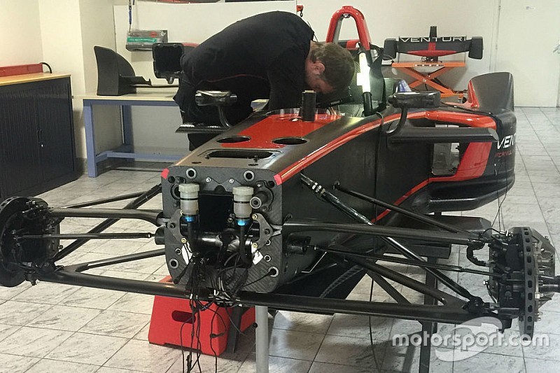 Venturi VM200 FE-02 doorstaat crashtest