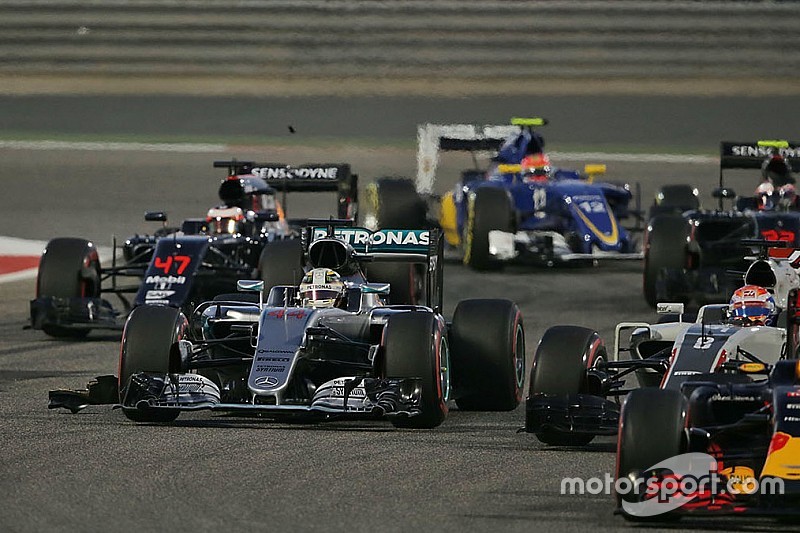 Lewis Hamilton verklaart slechte start in Bahrein