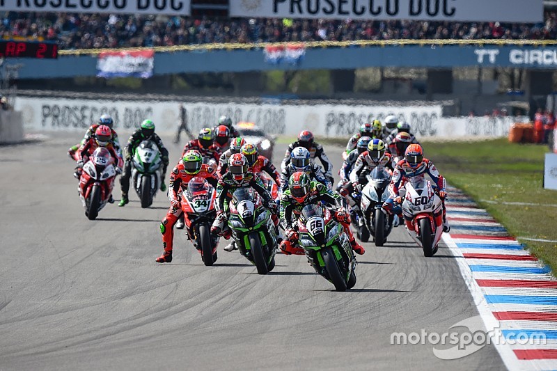 Jonathan Rea gewinnt ersten Lauf von Assen gegen starke Konkurrenz