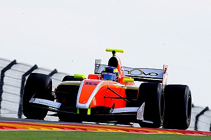 Dillmann overtuigend naar pole, Beitske Visser in top-10