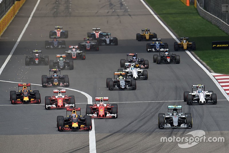 Wolff: “Formule 1 moet nieuwe regels voor 2017 laten zitten”