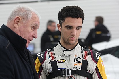 La Baporo Motorsport all'Estoril con Hezemans e Mora