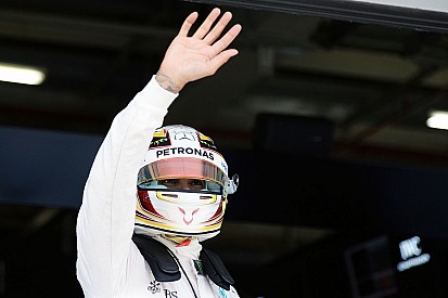 Hamilton rebate crítica: dou sangue, suor e lágrimas pela F1