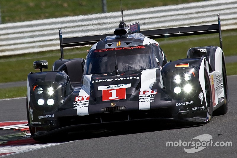 #1 Porsche Team Porsche 919 Hybrid : Timo Bernhard, Mark Webber, Brendon Hartley