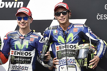 Rossi ontkent reden van vertrek Lorenzo te zijn