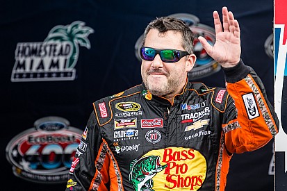 NASCAR grants Tony Stewart a Chase eligibility waiver