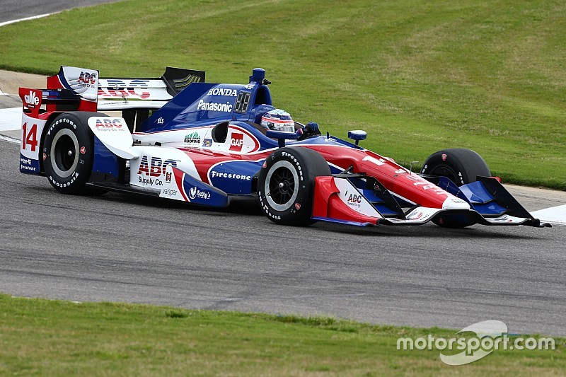 El dúo de AJ Foyt Racing en los primeros en la segunda práctica