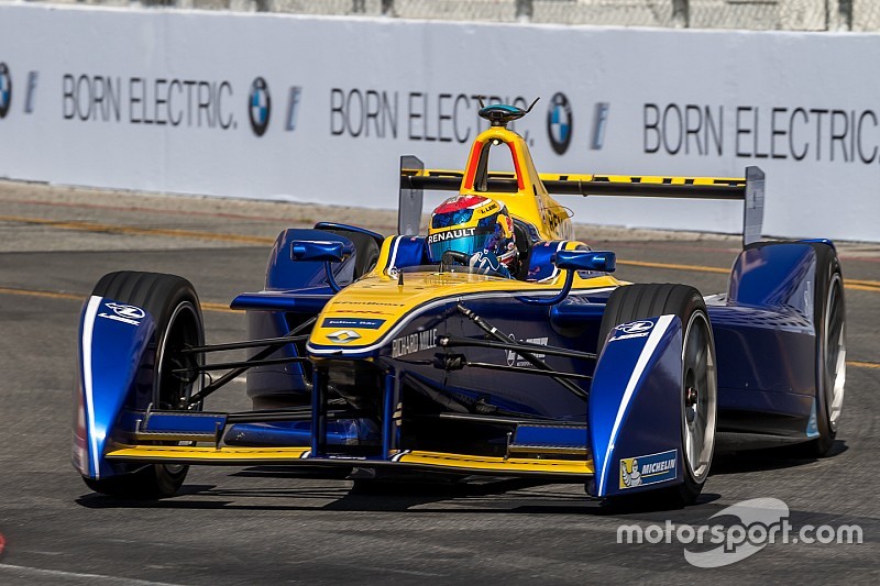 Buemi begint als snelste aan Formule E-weekend Parijs