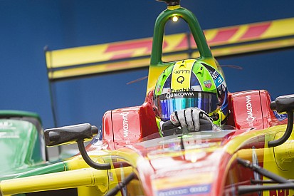 Di Grassi domina e vence segunda seguida na F-E em Paris