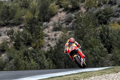 Marquez voor Rossi en Lorenzo in Spaanse warm-up