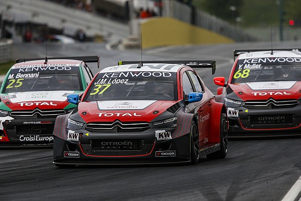 José María López gana en Hungría en la segunda carrera
