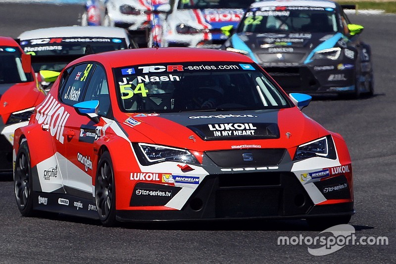 Nash scappa e conquista Gara 2 all'Estoril