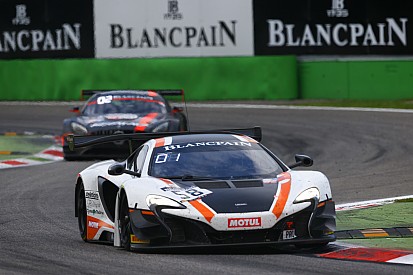 La McLaren Garage 59 s'impose lors de l'ouverture à Monza