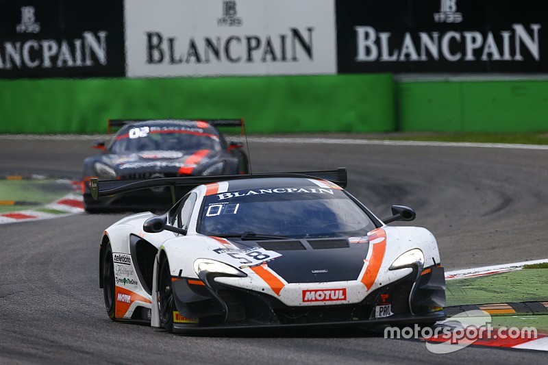 La McLaren Garage 59 s'impose lors de l'ouverture à Monza