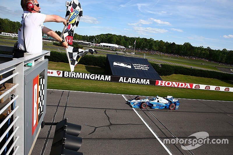 Pagenaud wint opnieuw na hevig duel met Rahal