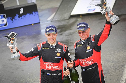 Paddon: "Incredibile, ho vinto su un tipo di tracciato che non amo!"