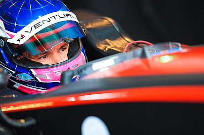 Sarrazin: “Un sacco di problemi con la mia prima vettura”