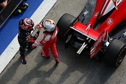 Kvyat vindt nog steeds dat hij niets fout deed in China: "Remde zelfs als eerste"