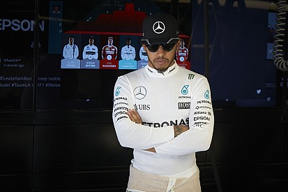 Hamilton espère une fin de carrière comme Valentino Rossi