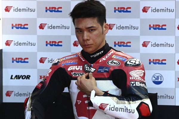 Schwerer Sturz von Takaaki Nakagami: "Habe Schmerzen am ganzen Körper"