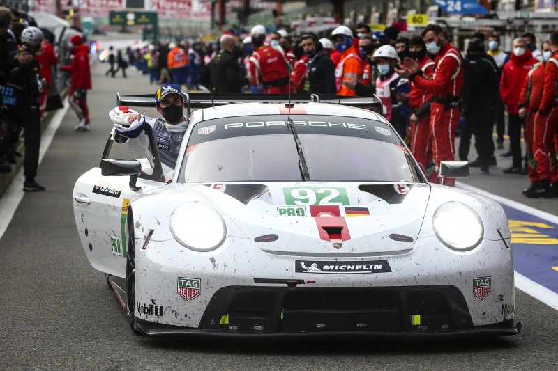 Splash-&-Dash drohte! Porsches GTE-Pro-Sieg war in Gefahr