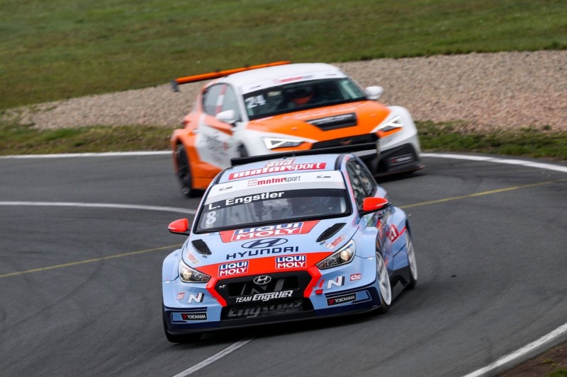 Hochspannung in der Börde: TCR Germany startet in Oschersleben