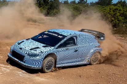 Hyundai startet Testfahrten mit Rally1-Auto für die WRC 2022