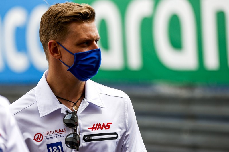 Boxenmalheur in Barcelona: Mick Schumacher im Nachhinein beruhigt