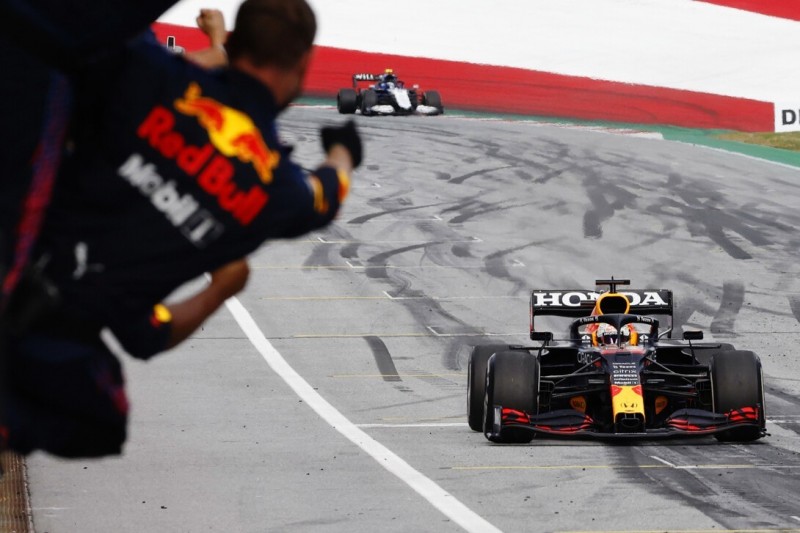 Verstappen über FIA-Verwarnung: "Ich hatte ja in den Rückspiegel geschaut ..."