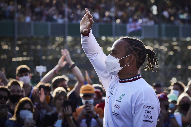 Hamilton bleibt bei seinen Bedenken: "Stecken immer noch in der Pandemie"