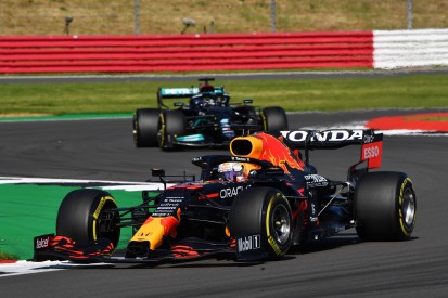 Lewis Hamilton sicher: Sieg nur über Strategie möglich, nicht durch Speed