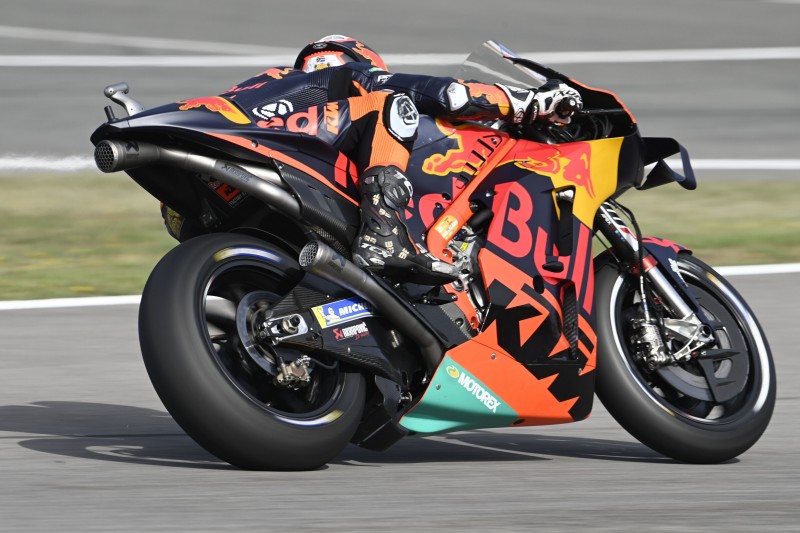 Brad Binder: Schon mal vorgewärmte Reifen sind "gefährlich"