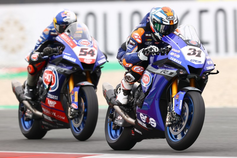 WSBK Assen: Gerloff räumt Razgatlioglu in der ersten Kurve ab, Rea triumphiert!