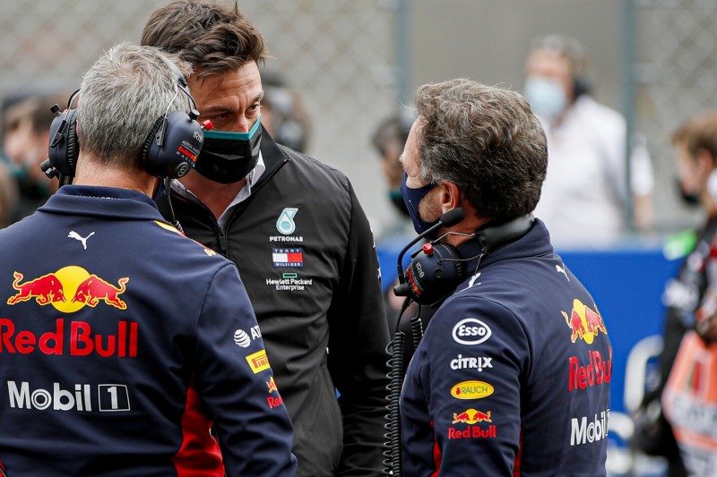 Nach FIA-Urteil: Mercedes mit scharfer Stellungnahme in Richtung Red Bull