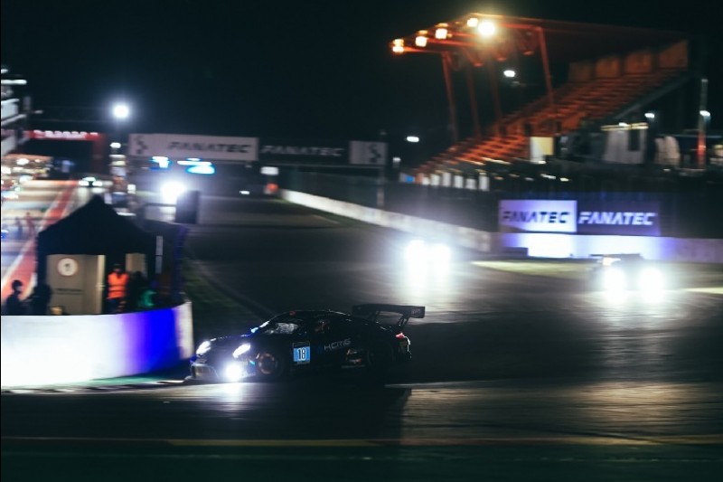24h Spa: FCY um Mitternacht wirft viele Autos aus Führungsrunde