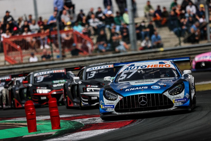 AMG reagiert auf Teamtaktik-Vorwürfe: "Ellis hat sein Rennen nicht geopfert"