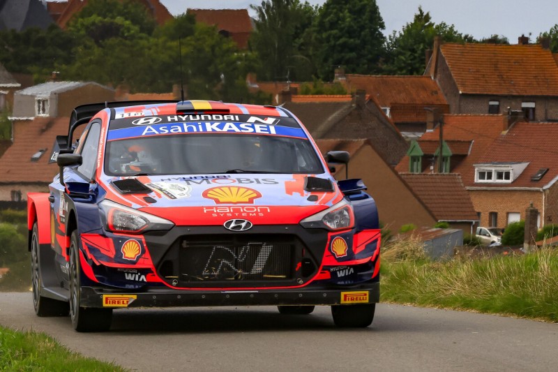 WRC Rallye Ypern 2021: Neuville und Breen kämpfen um die Spitze