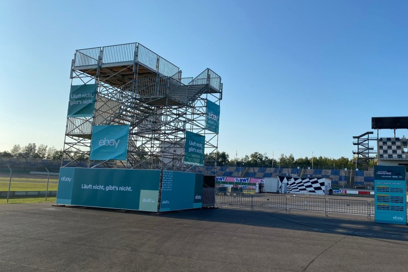 Aussichtsplattform im ADAC GT Masters steht: Das ist der Fan-Tower