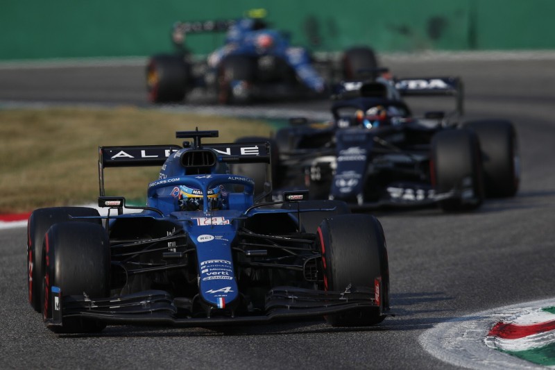 Fernando Alonso: AlphaTauri und Aston Martin schneller als Alpine
