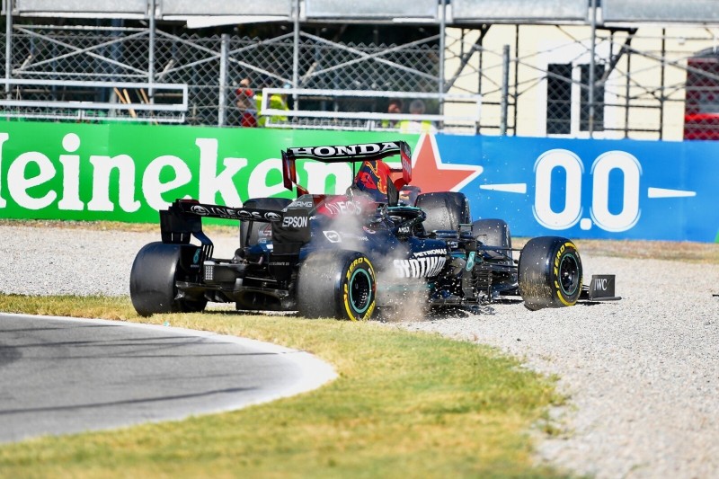 Hill: "Mangel an Selbstbeherrschung" bei Verstappen und Hamilton